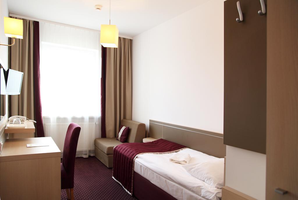 Arche Hotel Siedlce Habitación foto
